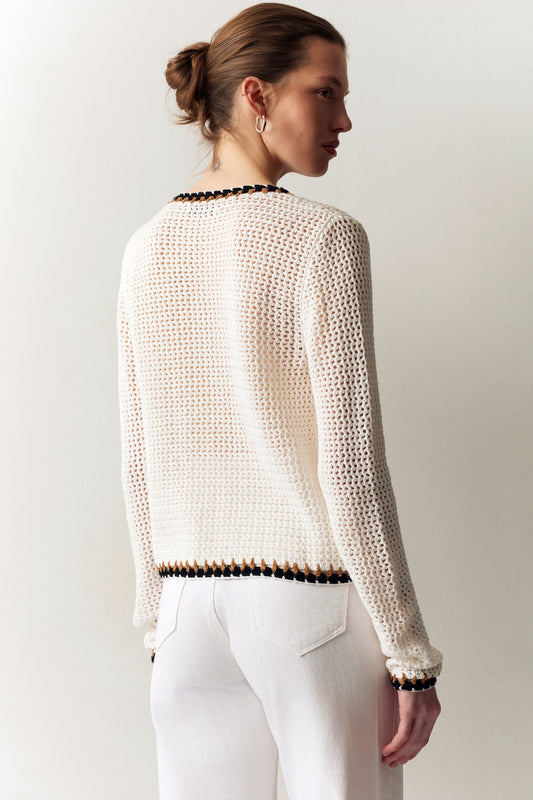 Knitted cardigan with self tie