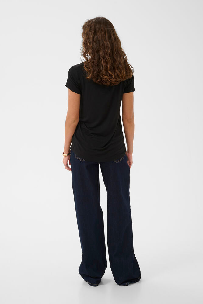 Poppy V-neck T-Shirt - Black