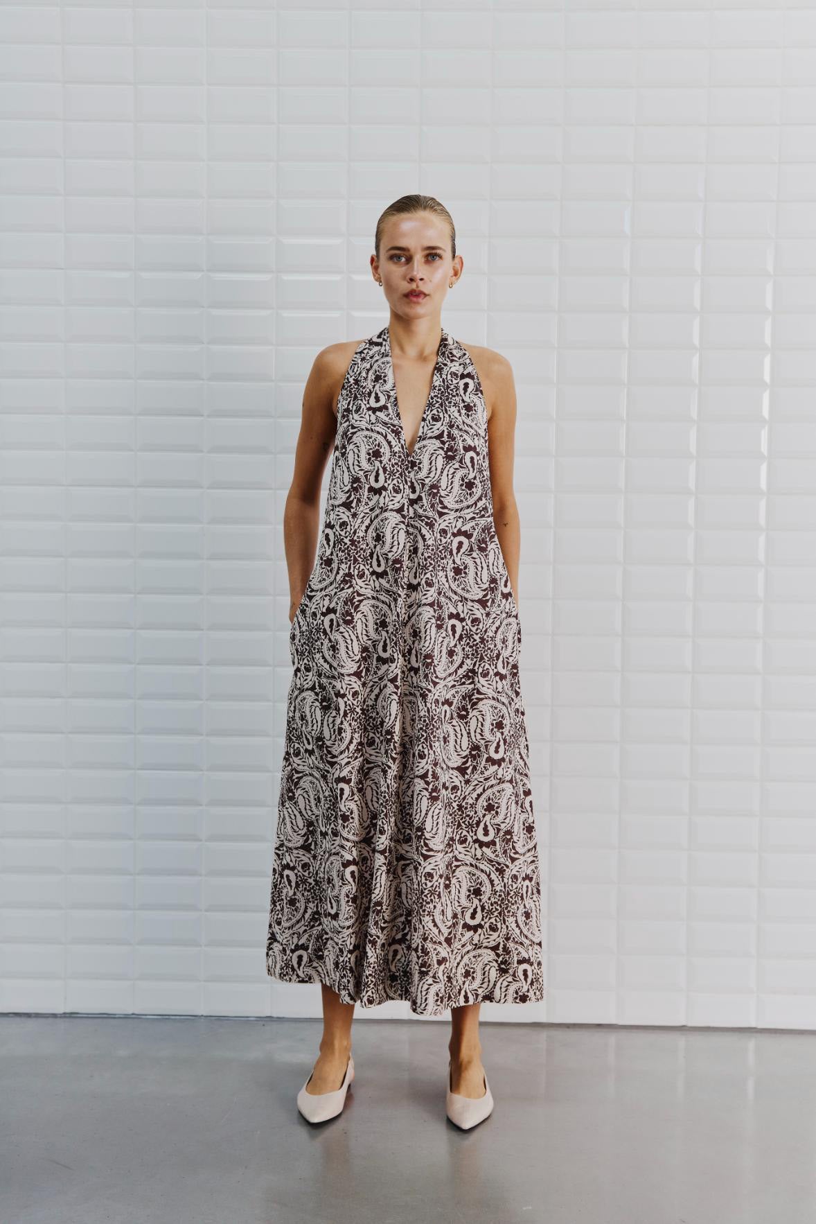 Amina Talia SL Midi Dress – Paisley Print