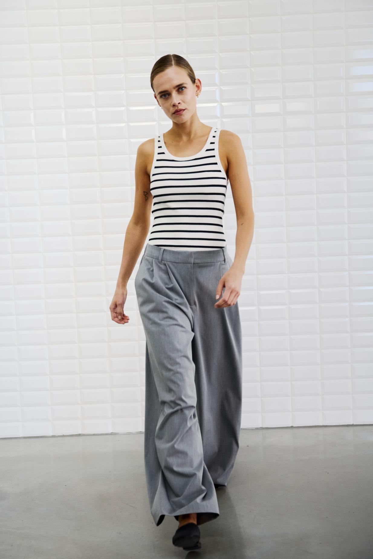 Dordi Striped Tank - Black